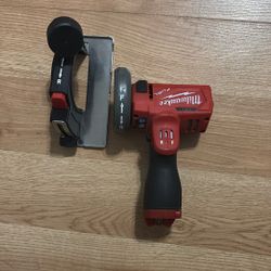 Milwaukee Cut Off M12