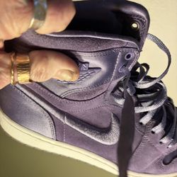 11.5 Men’s Velvet Purple Nike Tennis shoes 