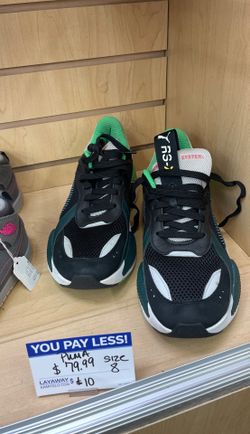Pumas size 8