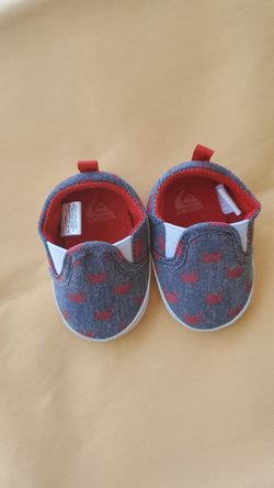 Quicksilver 0-6 month slip on shoes