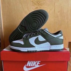 NIKE DUNK LOW MEDIUM OLIVE WOMENS SIZE 10.5 DD1503-120 BRAND NEW