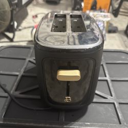 Beautiful Kitchenware 2-Slice Toaster – Touch Display