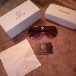 Versace Designer Sunglasses 🕶 
