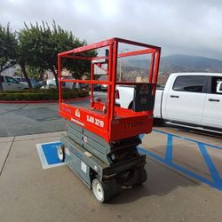 Scissor Lift 19’ Electric