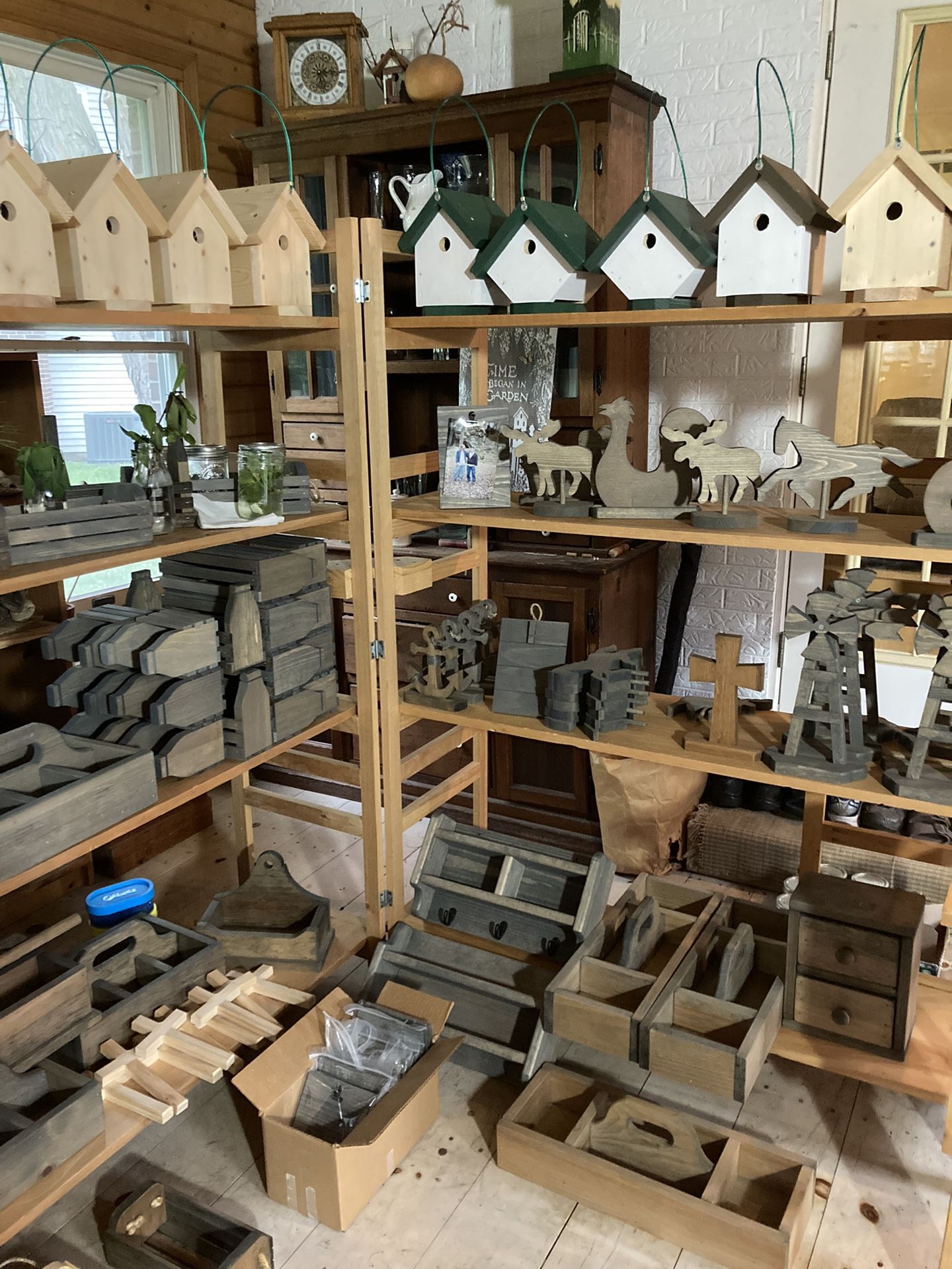 Large Craft and Knick Knack Sale!