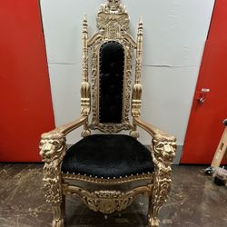 Black and Gold Chair (1) LARGE