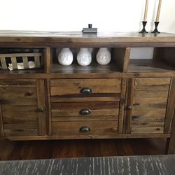 Sideboard/ Buffet