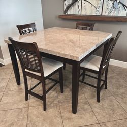 5 piece Counter-Height Dining Table Set - Excellent Condition