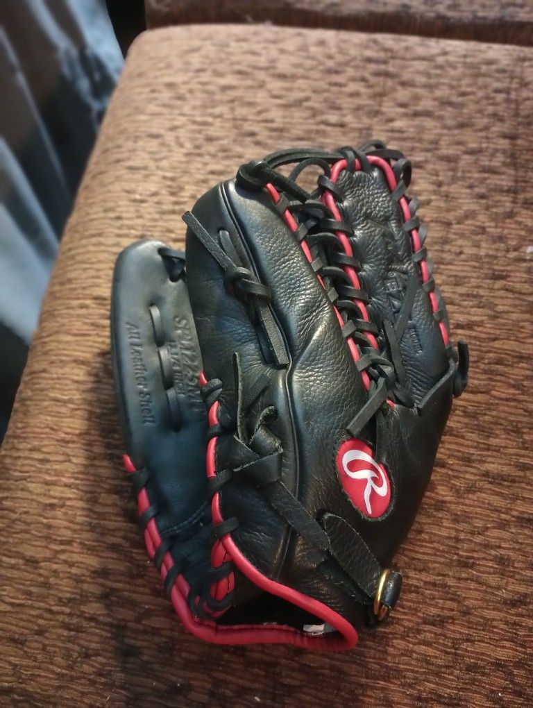 Rawlings Lefty Baseball Glove
