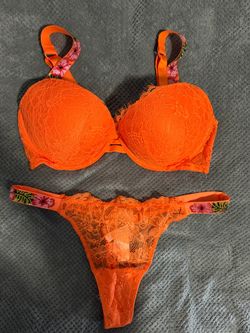 Orange Lace Bra and Thong Set 36C/l