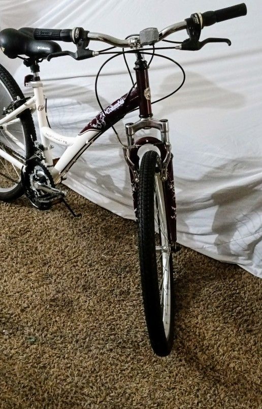 COLUMBIA NORTHWAY FE Bicycle Bicicleta COLUMBIA NORTHWAY FE for Sale in Salem OR OfferUp