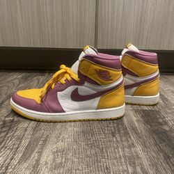 Men’s retro Lakers Jordan 1’s (size 11)