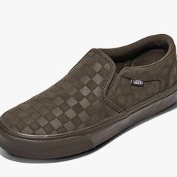 Vans Men's Asher Slip-On Shoe | Comfortable Sneakers for Walking, Fashion & Everyday Wear, Embossed Suede Coal Brown, 14 