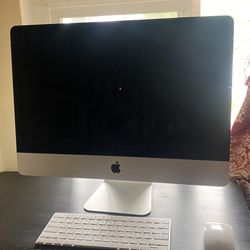 Apple Desktop Computer
