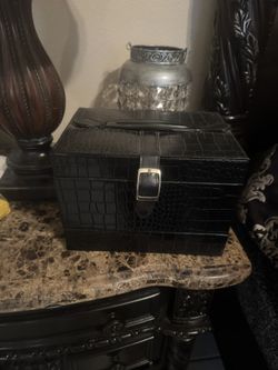 Jewelry Box$20