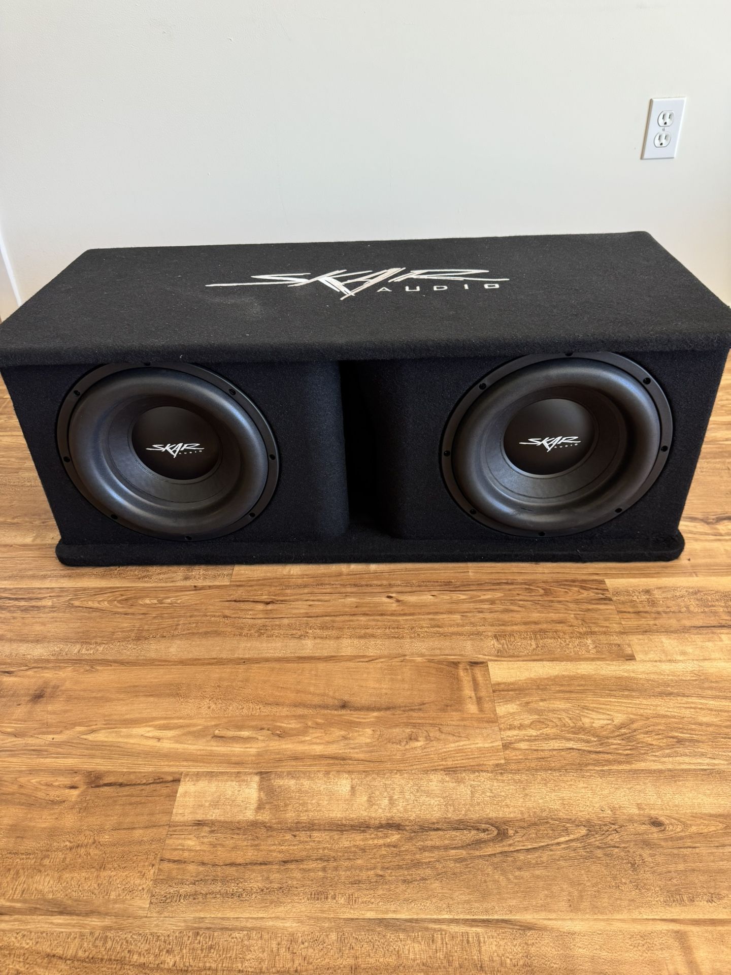 Skar Audio Dual 12” Subwoofers + Kicker Amp