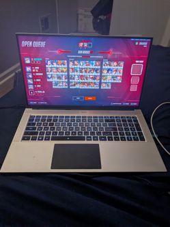 Gygabite Aero 17 i9 2.5ghz 16gb of ram, 1TB SSD, rtx 3080ti 16gb vram 4k resolution