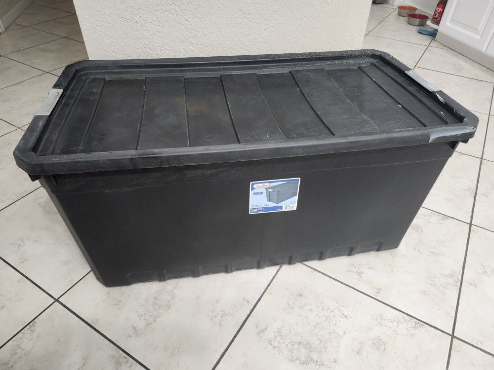 Large Plastic Storage Container With Lip