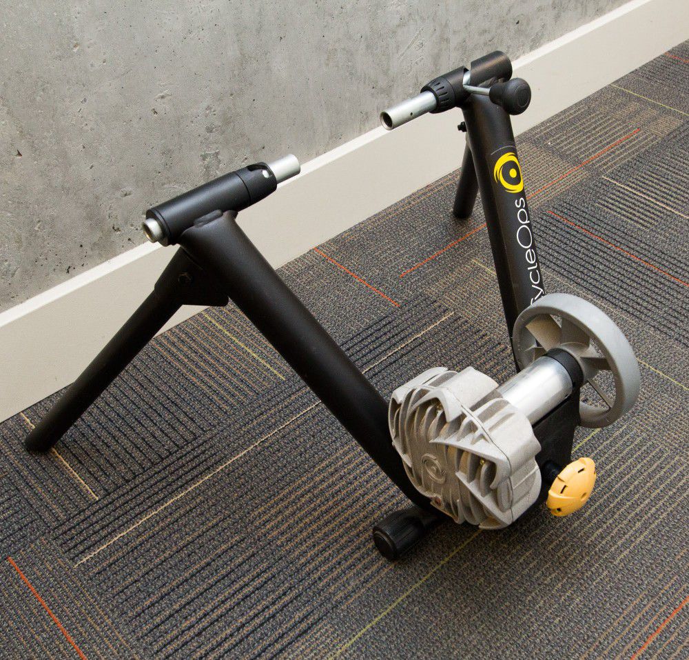 CycleOps Fluid2 bike trainer