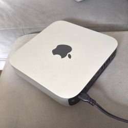 Mac Mini (Late 2012 Model) 