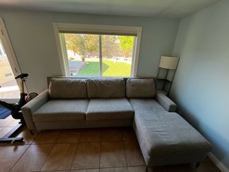 American Leather Couch - pull out bed