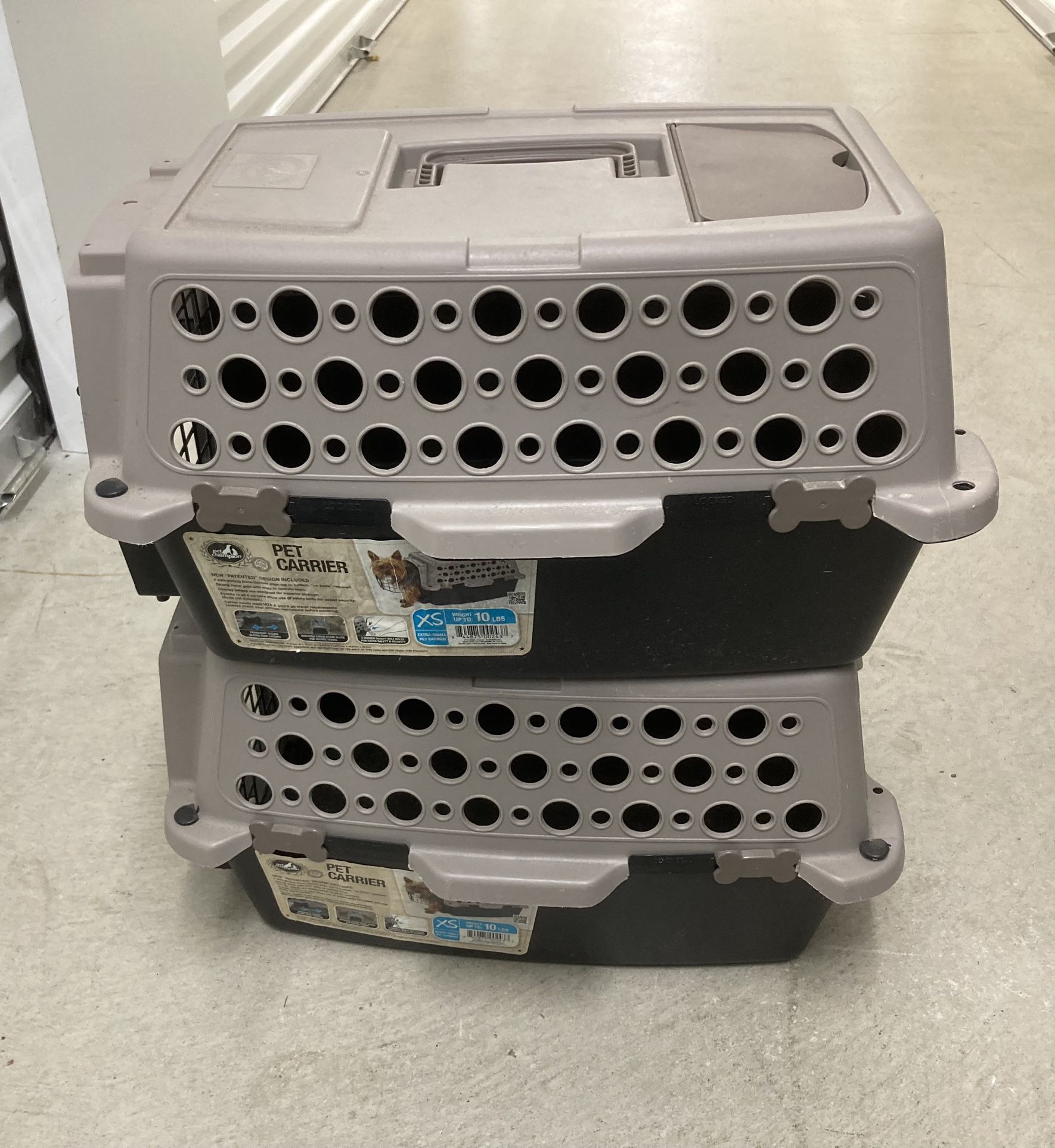 2 Cat Carriers