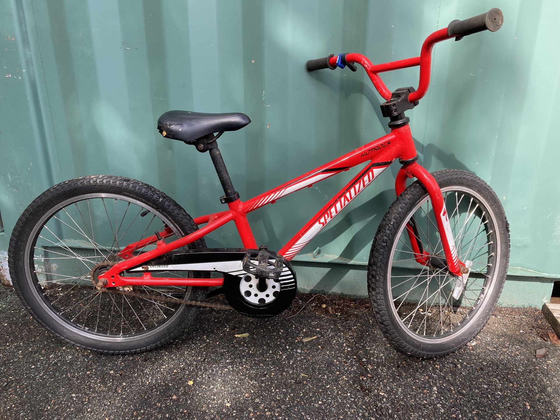 SPECIALIZED HOTROCK 20” bike