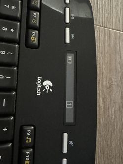 MK700 710 Keyboard. Wireless Bluetooth Keyboard