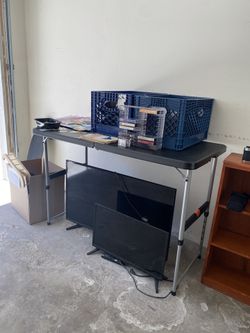 Height Adjustable Folding Table