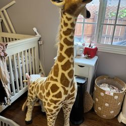 Giant plush Giraffe 