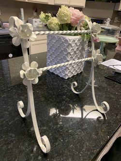 Recipe book holder
