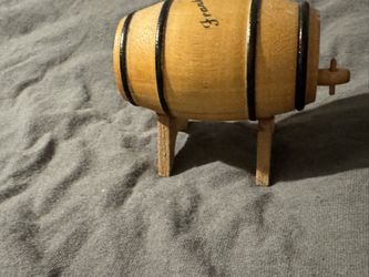 Vintage Frankfort, KY Miniature Souvenir Whiskey Barrel – Wood Bourbon De