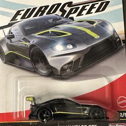 Hot Wheels Car Culture Aston Martin Vantage GTE