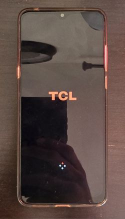 TCL T6710