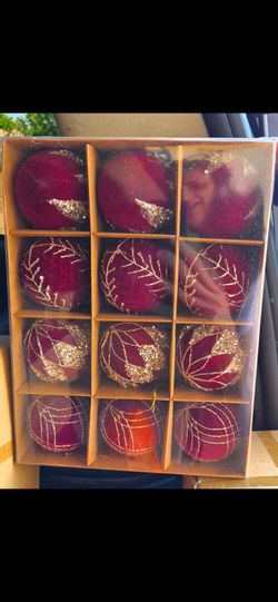 12 pc Christmas ornaments velvet red burgundy