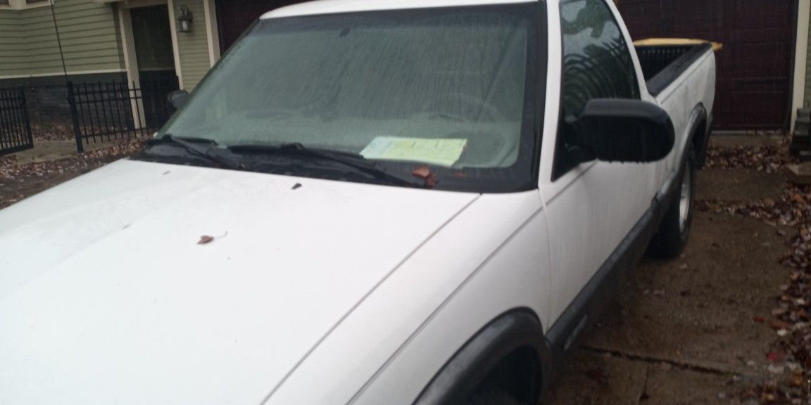 2000 Chevrolet S-10
