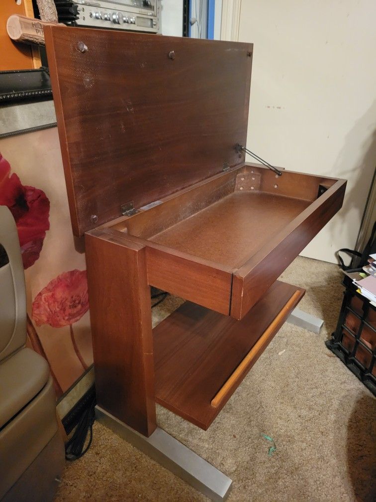 Vintage Organ/Piano BENCH w/ STORAGE & Shelf * 28"×14"×22"