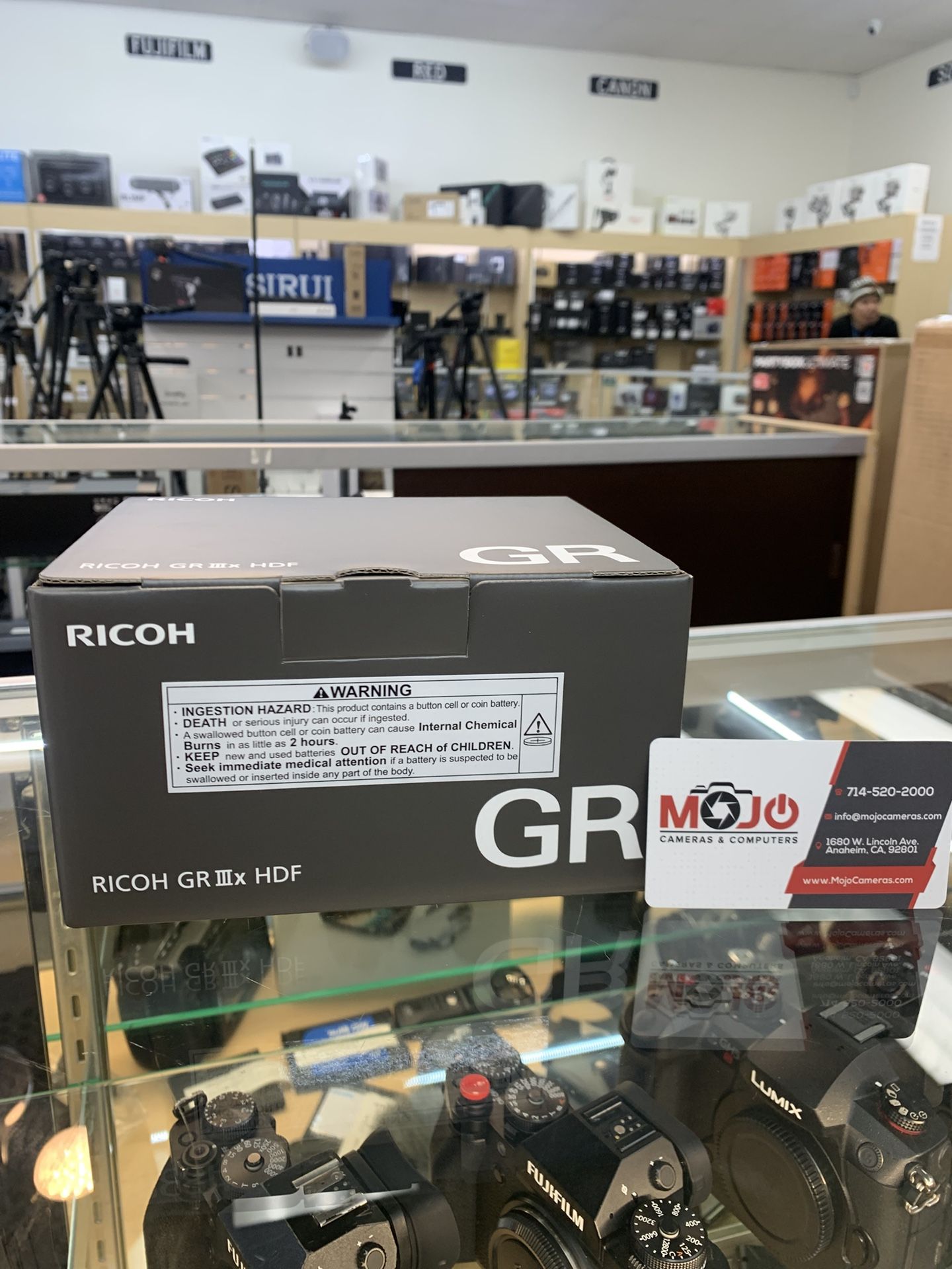 Ricoh GRIIIX HDF
