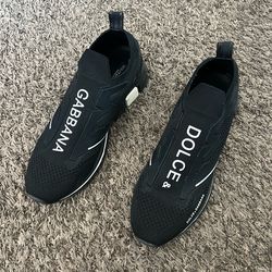 $350 Dolce & Gabbana , 43