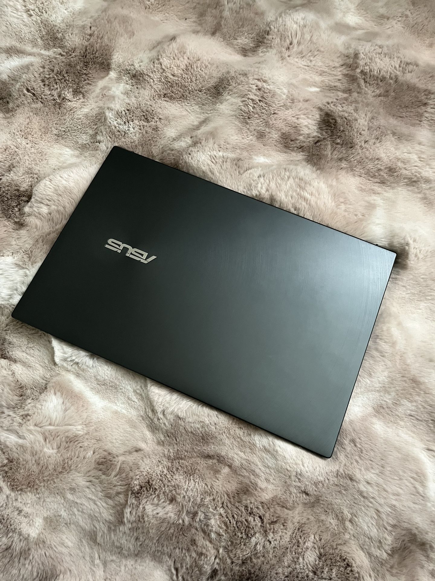 Asus ZenBook 13, Model UX325J