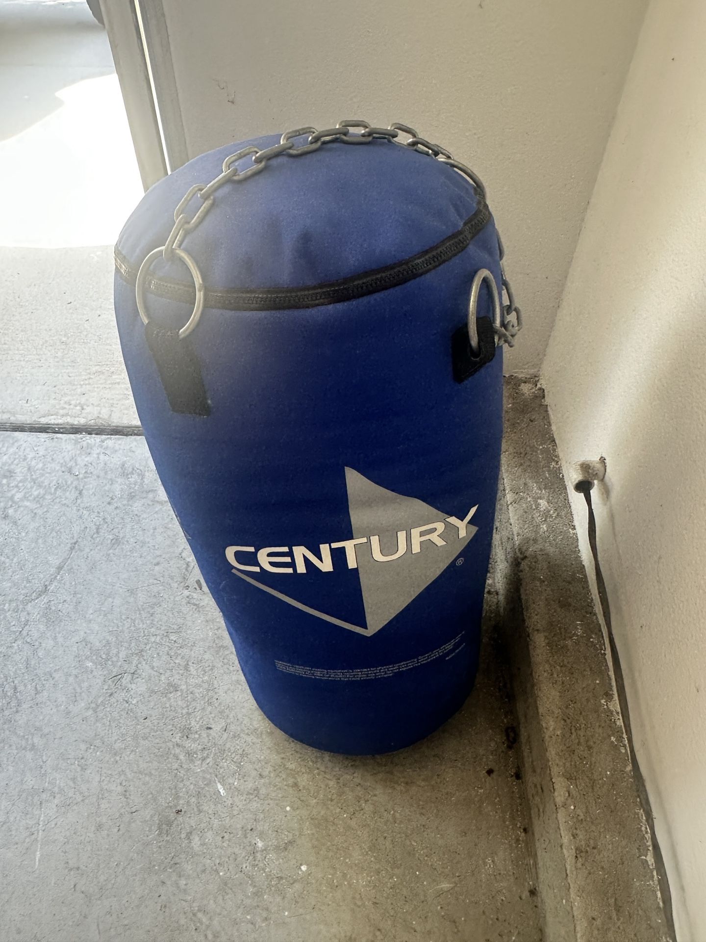 40 Pound Punching Bag with Chains