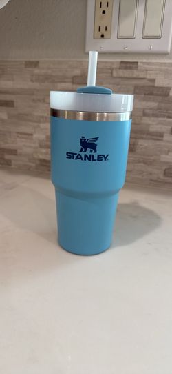 20oz Stanley Cup Blue