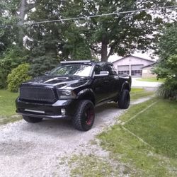 2015 Dodge Ram 1500 Sport 5.7 Hemi