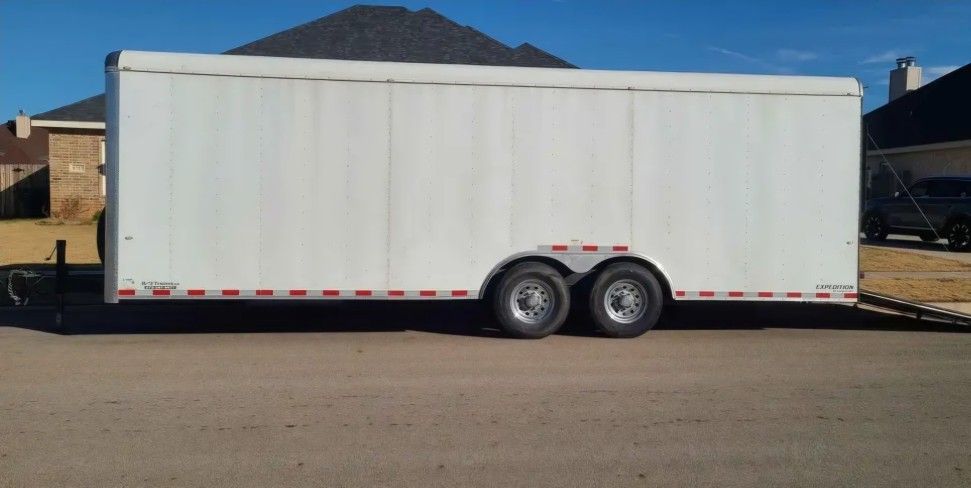2019 24ft Enclosed Heavy Duty Trailer