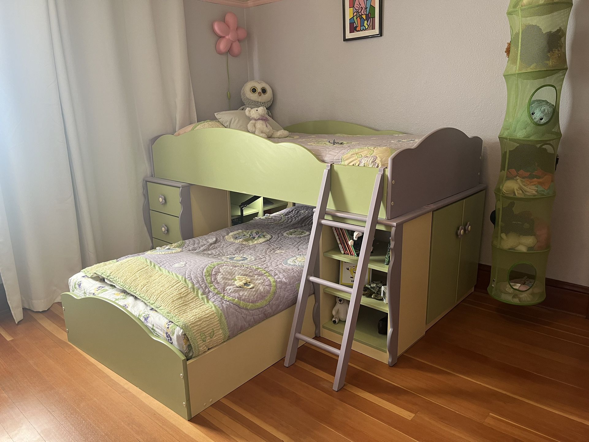 Kids Loft Bunk Bed and Dressers 
