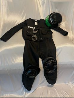 Boy and girl costumes! Read description