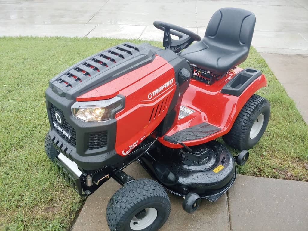 Troybilt Super Bronco 46-inch Hydro Riding Lawn Mower / Tractor