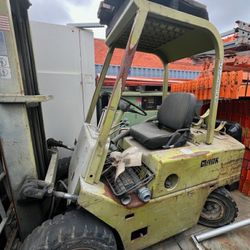 CLARK FORKLIFT