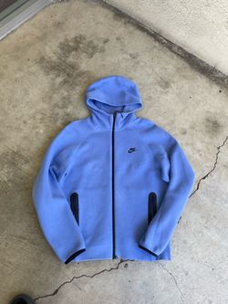 Nike Tech Hoodie size medium V2