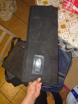 Painters carry bag
